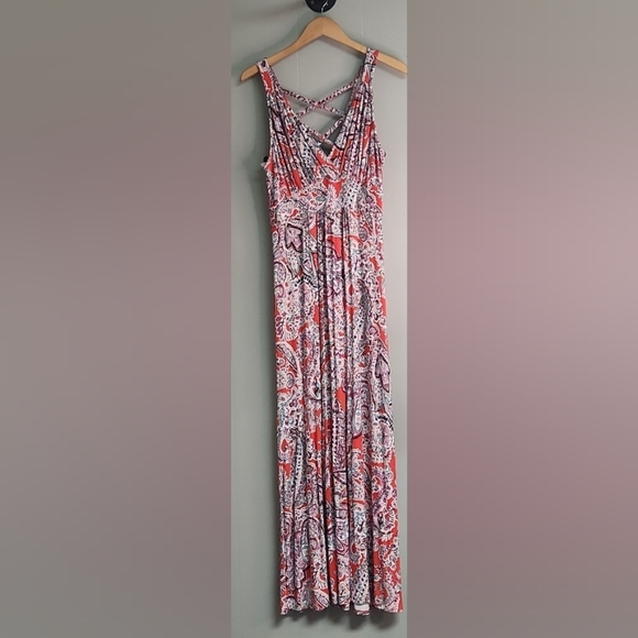 Loveappella Floral Maxi Dress NWT Strappy Back Sleeveless Spaghetti Strap VNeck - Picture 1 of 7